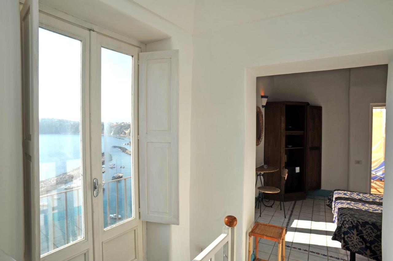 Hotel La Casa Sul Mare Procida Eksteriør bilde