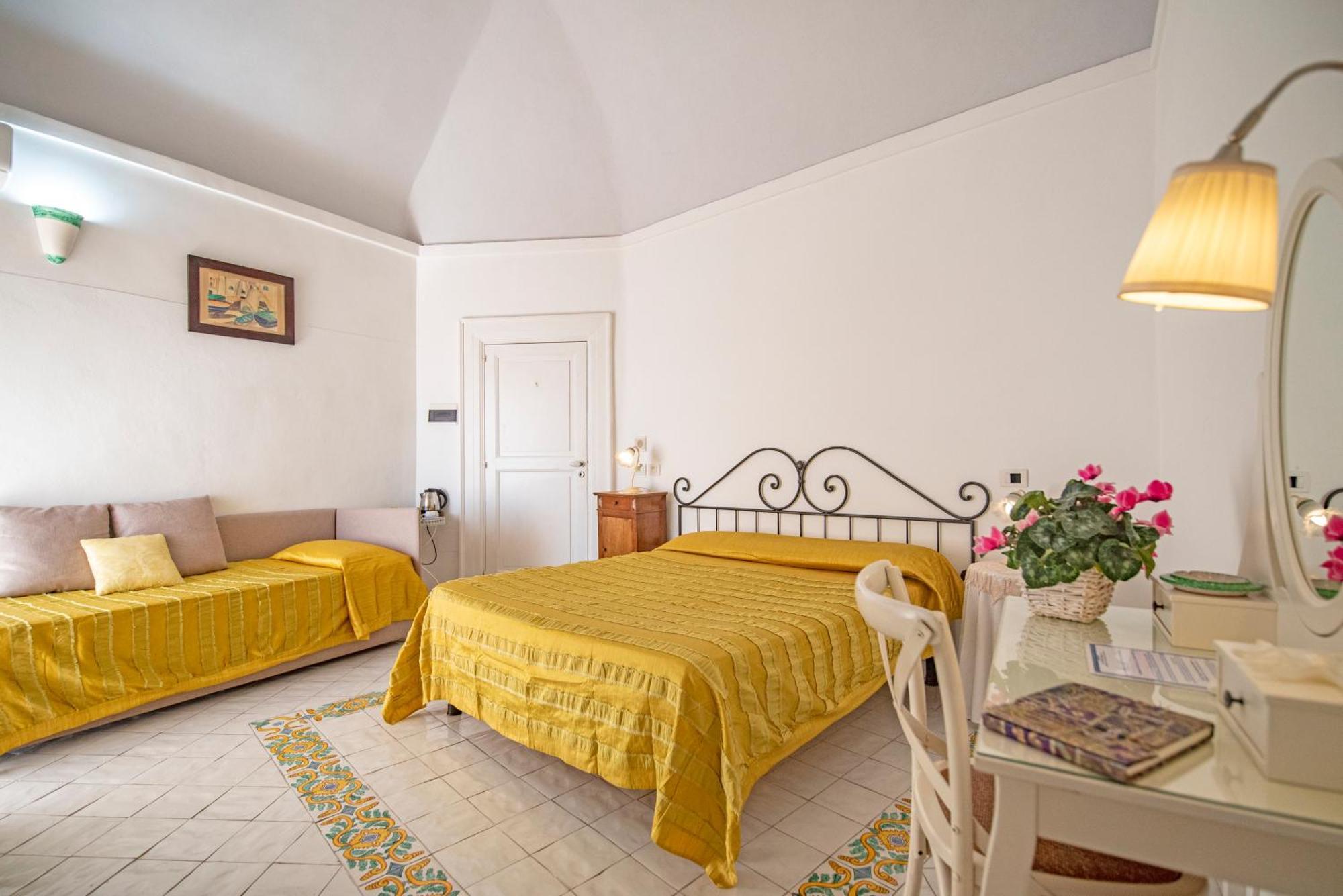 Hotel La Casa Sul Mare Procida Eksteriør bilde