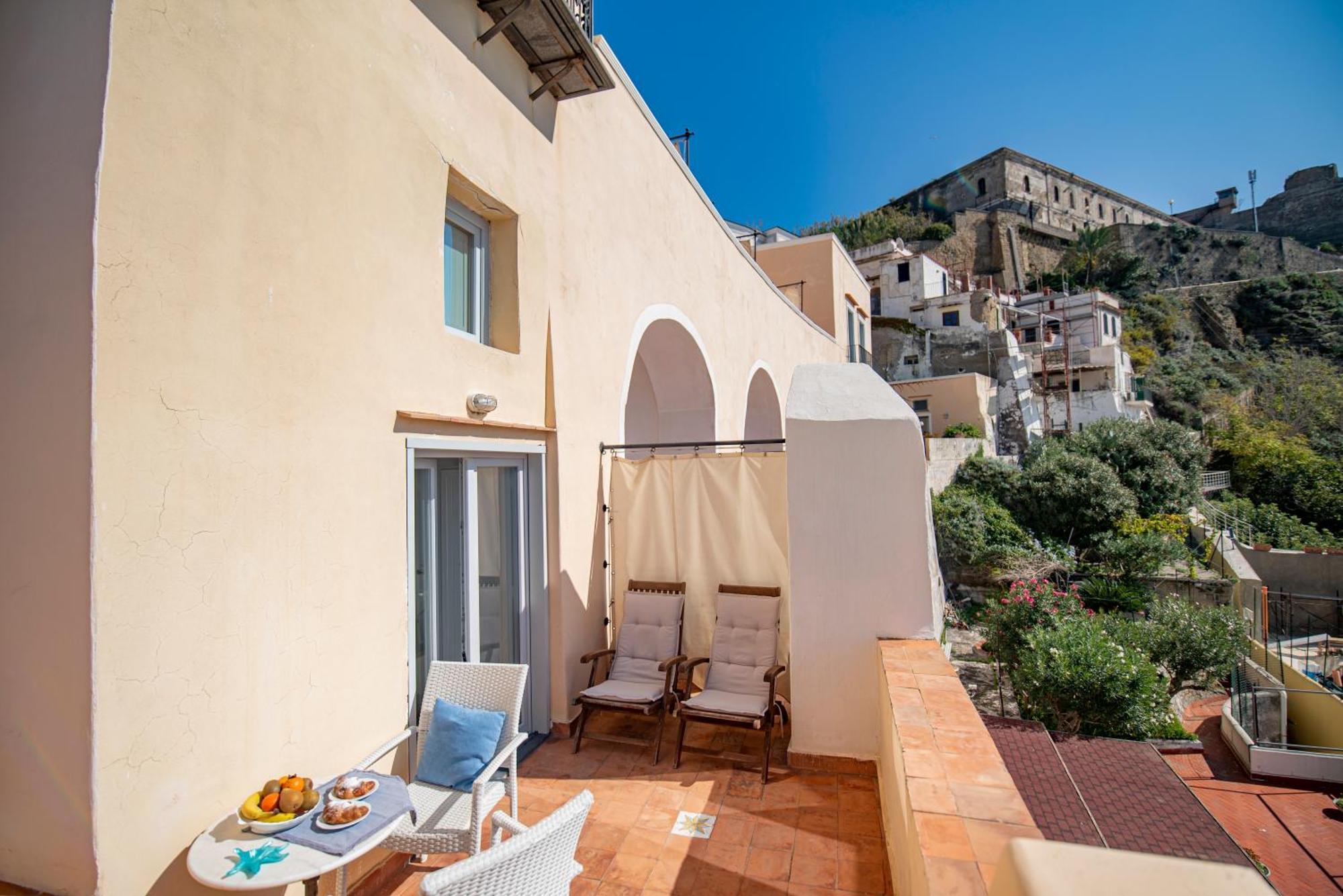 Hotel La Casa Sul Mare Procida Eksteriør bilde